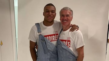 El extraño estilismo de Mbappé y Deschamps tiene una razón solidaria.
