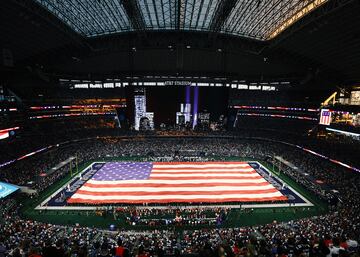 El AT&T Stadium fue sede el 3 de abril de 2016 de Wrestlemania 32, el mayor evento de la WWE, con una asistencia total de 101 763 personas, batiendo el r¨¦cord hist¨®rico de asistencia a un evento de la WWE.