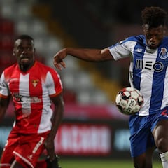 El Celta aprieta por Zé Luís