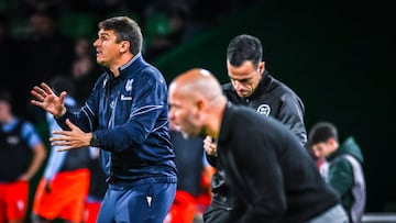 Ion Ansotegi, entrenador de la Real Sociedad B, en El Sardinero.