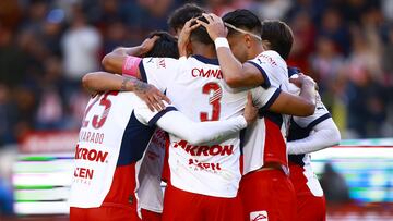 Gilberto Sepulveda celebrates his goal 0-2 of Guadalajara during the 12th round match between Pachuca and Guadalajara as part of the Liga BBVA MX, Torneo Apertura 2024 at Hidalgo Stadium on October 19, 2024 in Pachuca, Hidalgo, Mexico.