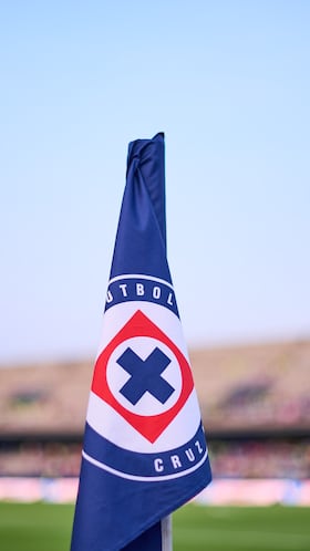 “Es muy difícil que la década cierre con Cruz Azul teniendo estadio propio”