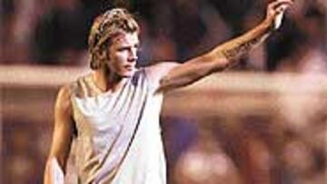 <B>EN EL NOMBRE DE BECKHAM</B>. El número 7 del Manchester United resultó un factor decisivo.