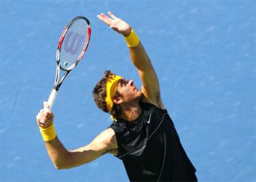 Del Potro apabulla a Nadal y se cita con Federer en la final