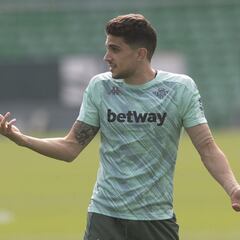 Marc Bartra: "Luis Enrique nos mantiene a todos motivados"