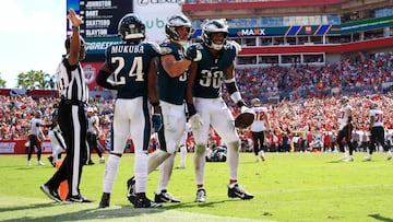 The Tampa heat did not stop the Eagles from putting on a show.