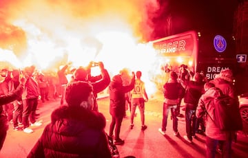 Ofensiva conjura de los ultras del PSG en el recibimiento a su equipo