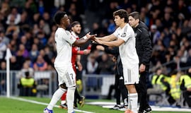 ¿Debería el Real Madrid reforzarse este invierno y dejar salir a algún jugador? Debate en directo con AS: ¡manda tu pregunta u opinión y participa!