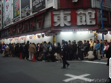 El lanzamiento japonés de PlayStation 3, en imágenes