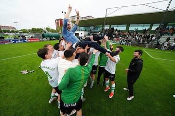 Ezequiel Loza ha conseguido su segunda fase de ascenso como entrenador del Rayo Cantabria.