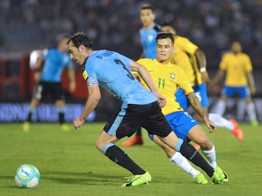 Neymar and Paulinho see Brazil cruise past Suárez-less Uruguay