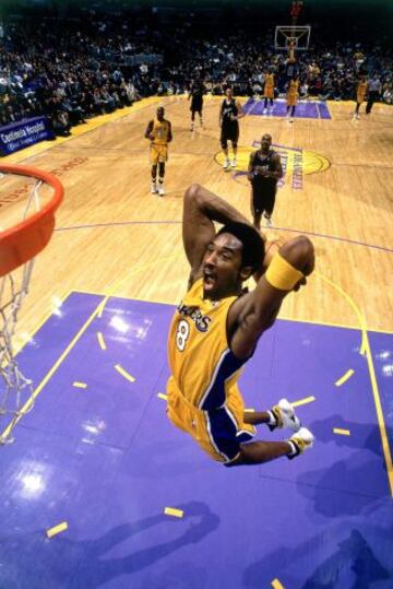 Kobe, leyenda de Los Angeles Lakers, cumple 40 años