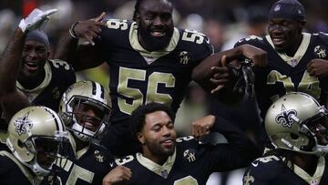 NEW ORLEANS, LA - AUGUST 30: Jay Elliott #55 of the New Orleans Saints celebrates after a turnover at Mercedes-Benz Superdome on August 30, 2018 in New Orleans, Louisiana.   Chris Graythen/Getty Images/AFP
 == FOR NEWSPAPERS, INTERNET, TELCOS &amp; TELEVISION USE ONLY ==