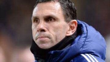 El AEK contrata al entrenador uruguayo Gustavo Poyet