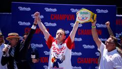 World number one competitive eater Joey Chestnut has wolfed down 63 hotdogs to win Nathan’s Hot Dog Eating Contest for the 15th time in 16 years.