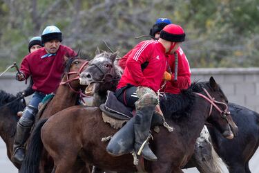 Los caballos, protagonistas silenciosos de la intensidad del Kokpar.