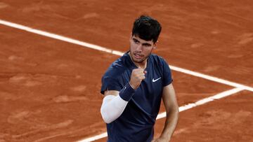 Resumen, resultado y ganador del De Jong - Alcaraz: segunda ronda de Roland Garros hoy en vivo