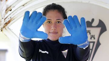 13/12/18  VANESSA CORDOBA PORTERA DE LA FUNDACION ALBACETE FUTBOL FEMENINO  E HIJA DEL MITICO PORTERO COLOMBIANO OSCAR CORDOBA 