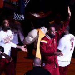 Rey del deporte USA: un tuit de LeBron cuesta 140.000 dólares