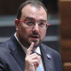 Adrián Barbón no descarta llevar a los tribunales el pacto en Cataluña