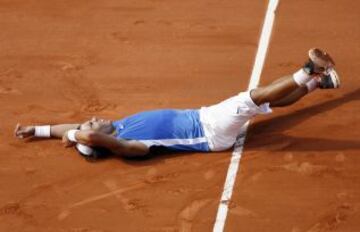 Rafa Nadal en Roland Garros de 2006, ganó a Roger Federer por 1-6, 6-1, 6-4, 7-6.