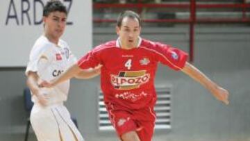 <b>SORPRESA.</b> El Inter Movistar es el nuevo líder de la División de honor de fútbol sala después de que ElPozo Murcia Turística cayera derrotado frente al Carnicer Torrejón (7-6) en un partido espectacular.