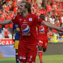 América golea a Medellín con triplete de Fernando Aristeguieta