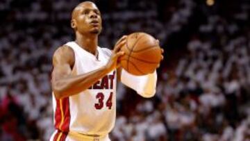Los Heat siguen llamado a la puerta de Ray Allen... sin suerte