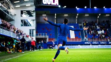 Quique se estrena en Ipurua tras más de tres años de armero