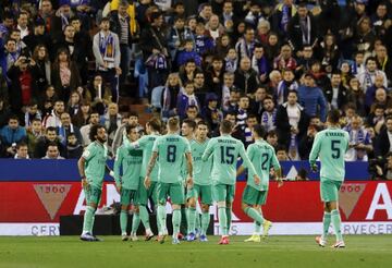 0-2. Lucas Vázquez celebró el segundo gol.