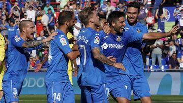 Los jugadores del Getafe celebran un gol. 