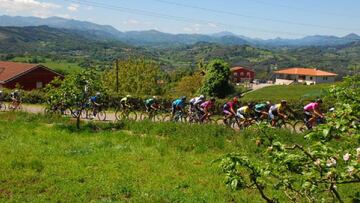 Consulta los horarios y cómo y dónde ver la Vuelta a Asturias 2023, carrera en la que competirán ciclistas como Sosa, Rubio o Fortunato.
