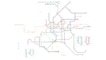 A esta ciudad también se la conoce como Guangzhou, una ciudad del sur de la República Popular China. Consta de 16 líneas operativas con 260 estaciones y 621,05 km de vías férreas aunque para 2028 se quiere que esta longitud aumente hasta los 1000 kilómetros.