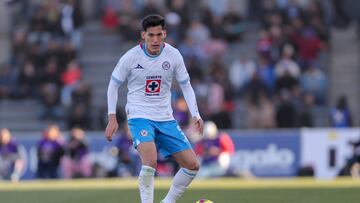 Jesus Orozco of Cruz Azul during the 2nd round match between FC Juarez and Cruz Azul as part of the Liga BBVA MX, Torneo Clausura 2025 at Olimpico Benito Juarez Stadium on January 18, 2025 in Ciudad Juarez, Chihuahua, Mexico.