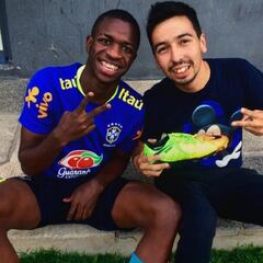 El vínculo chileno de Vinicius: “Era bueno para el chiste y le gustaba que el resto bailara”