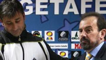 <b>DESPEDIDA.</b> Pato Abbondanzieri se despidi¨® el domingo del Getafe para regresar a Boca.