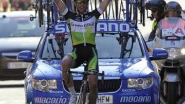 Albasini vence en Calella..