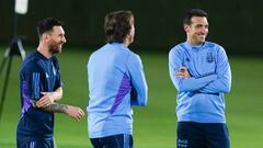 DOHA, QATAR - NOVEMBER 25: (L-R) Lionel Messi and Lionel Scaloni smile during the Argentina Training Session at Al Khor SC on November 25, 2022 in Doha, Qatar. (Photo by Khalil Bashar/Jam Media/Getty Images)