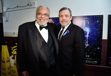 Mark Hamill (Luke Skywalker) says goodbye to James Earl Jones, the voice of Darth Vader