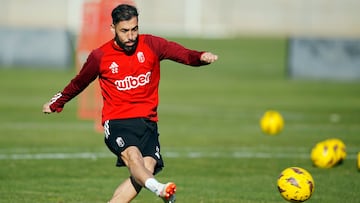 31/12/23  GRANADA CF ENTRENAMIENTO 
En la imagen Alberto Perea