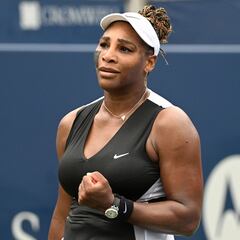 Serena Williams wins first singles match in over a year