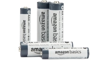 Pack de pilas alcalinas AA y AAA de AmazonBasics disponibles en Amazon