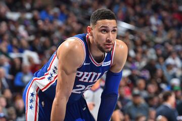 Simmons considera que debería ser nombrado el novato del año, y podría tener razón. Jugó 81 encuentros de la temporada con unos 76ers que se colaron a postemporada después de cinco temporadas sin conseguirlo. Mucho tiene que ver éste hombre de 21 años.