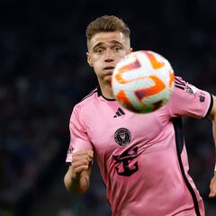 Julian Gressel: “No es solo ‘Leo’, es un deporte en equipo”