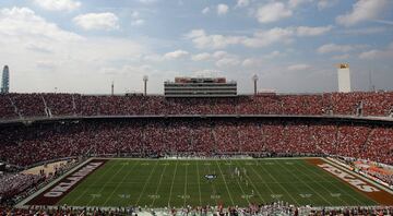 Cotton Bowl, capacidad para 92mil 100 aficionados