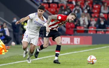 Marco Asensio e Iñigo Martínez.