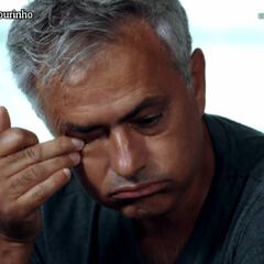Mourinho, como nunca le habíamos visto: rompe a llorar en plena entrevista