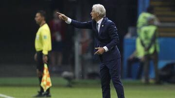 P&eacute;kerman dirige a Colombia en el duelo ante Polonia.