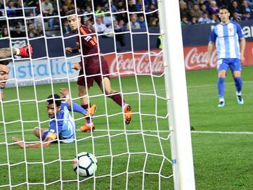 10/03/18  PARTIDO PRIMERA DIVISION 
 MALAGA - BARCELONA 
 SEGUNDO GOL DE TACON COUTINHO 0-2 