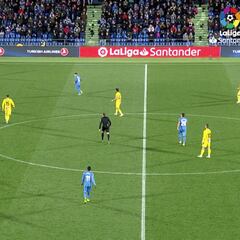 Mario Hermoso hizo lo que un defensa nunca puede hacer